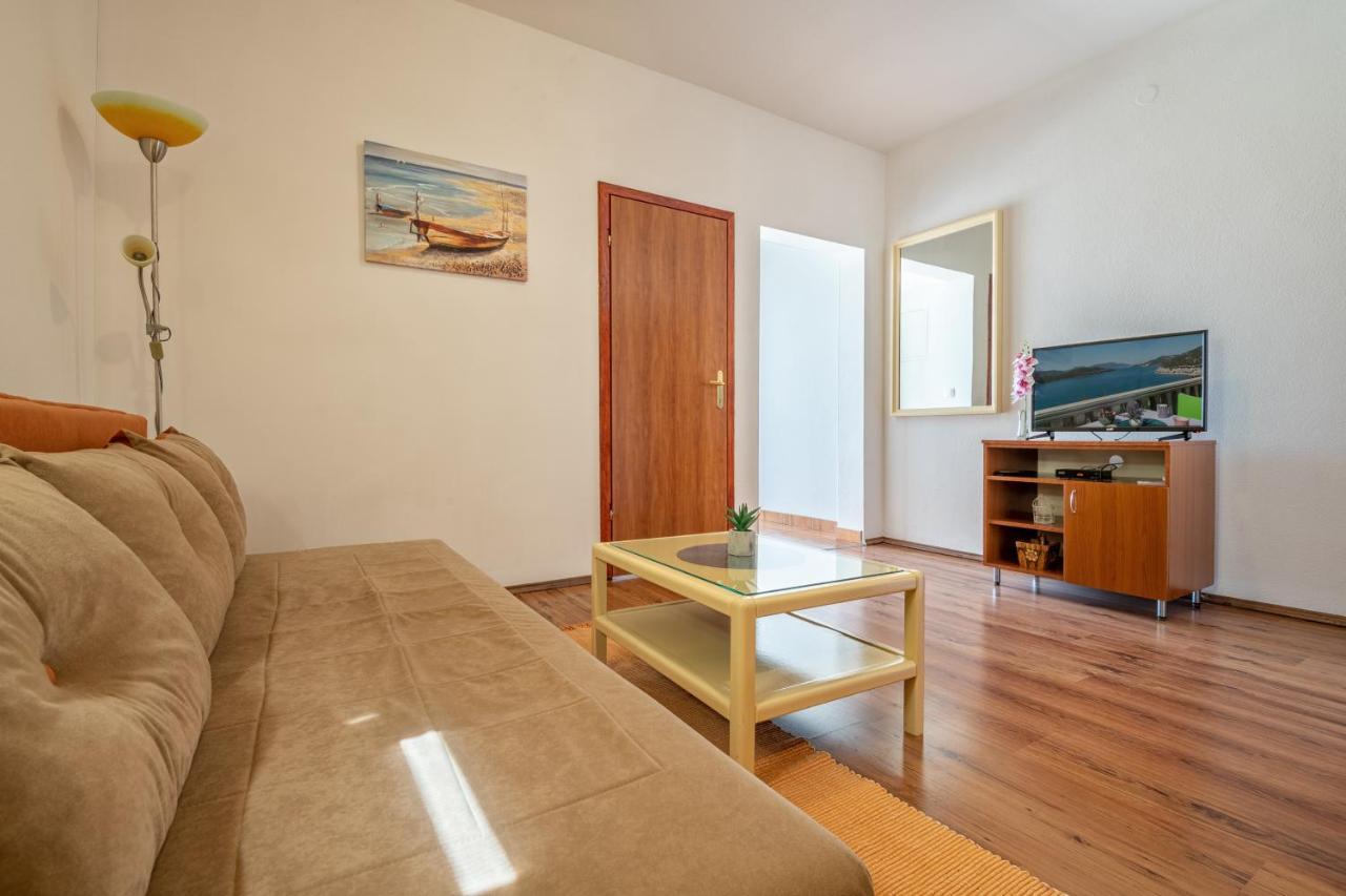 Apartments Leona Neum Exterior foto